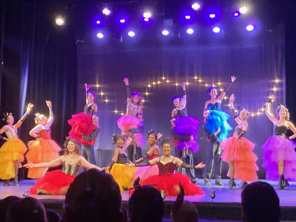 photo de cancan comedie musicale